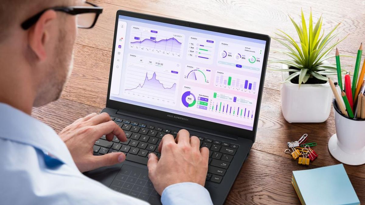 Asus ExpertBook Keyboard Nyaman Siap Lembur