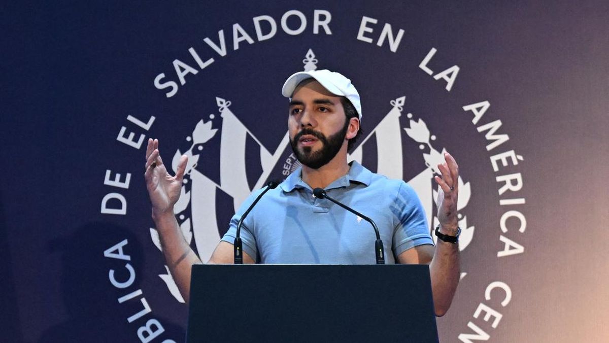 El Salvador Presiden Bukele Menolak Peringatan