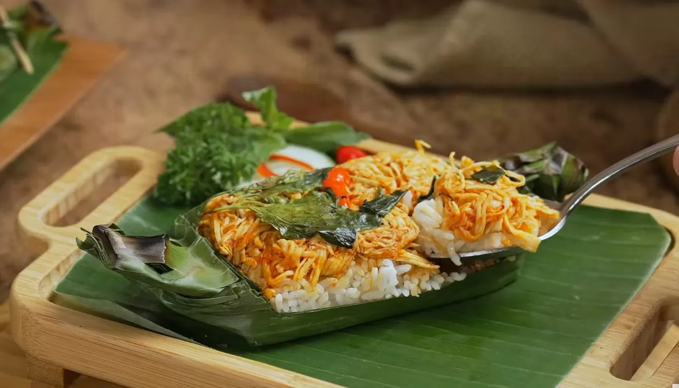 Nasi Bakar dan Momen Kebersamaan