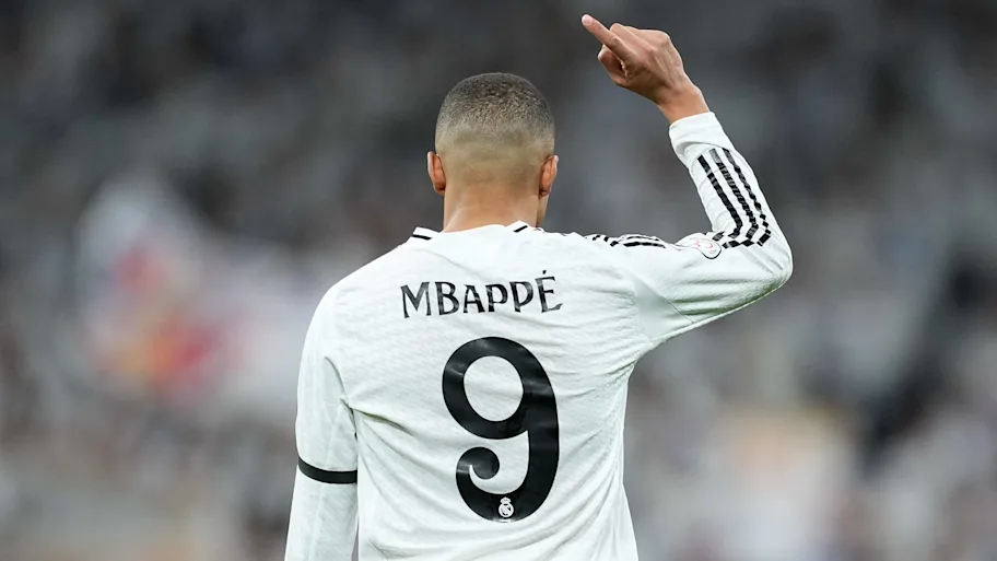 Ronaldinho Bicara Tentang Mbappe