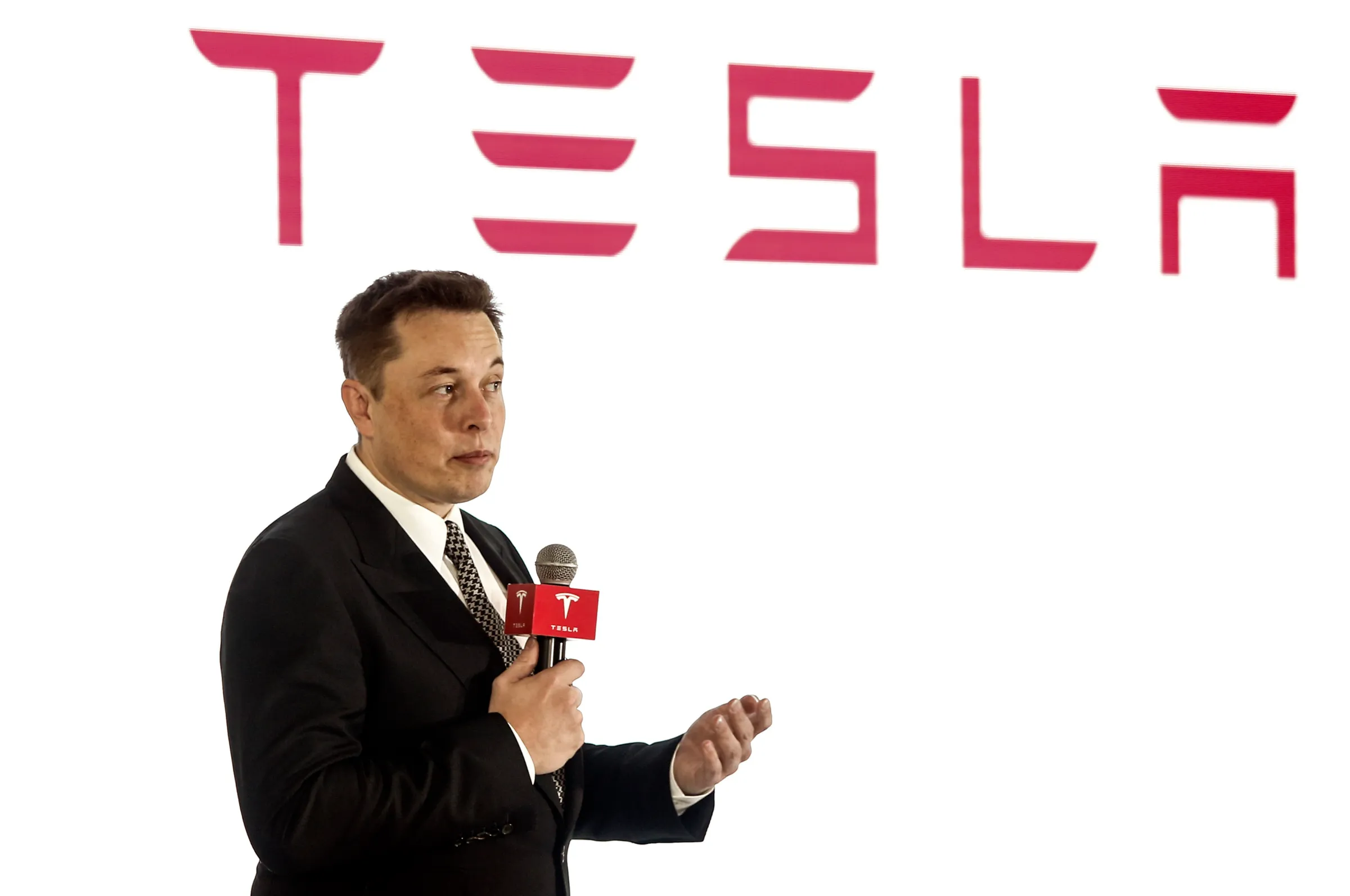 Tugas Pemerintahan Takkan Mengganggu Fokus Tesla